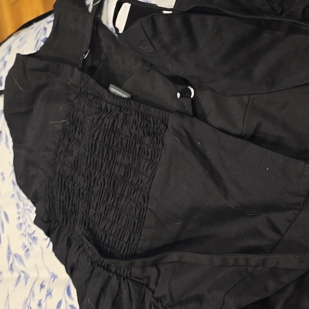 ❤️10/$40 New Black Ruffled Romper Shorts - Picture 3 of 4